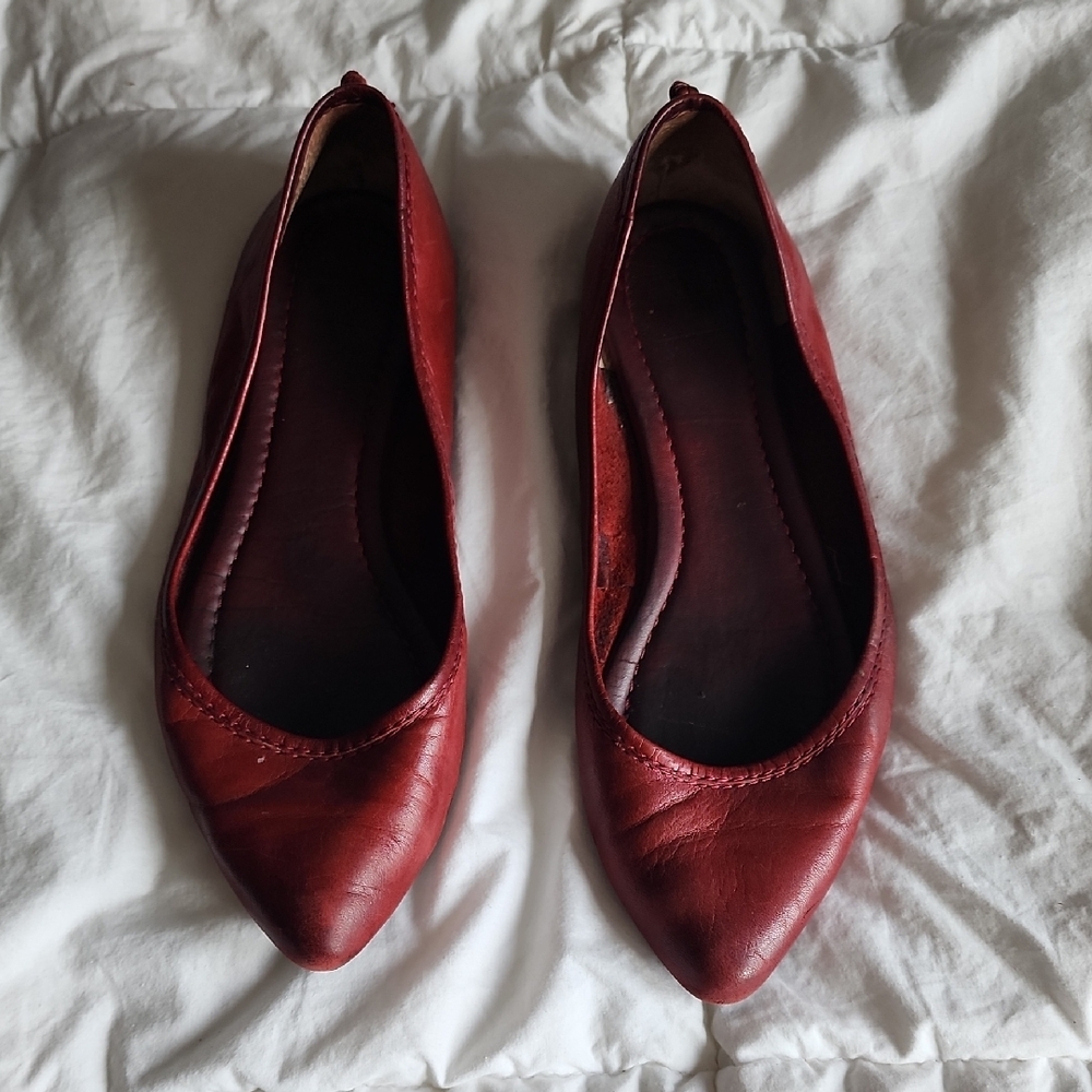 Frye Leather Flats Ws 7.5